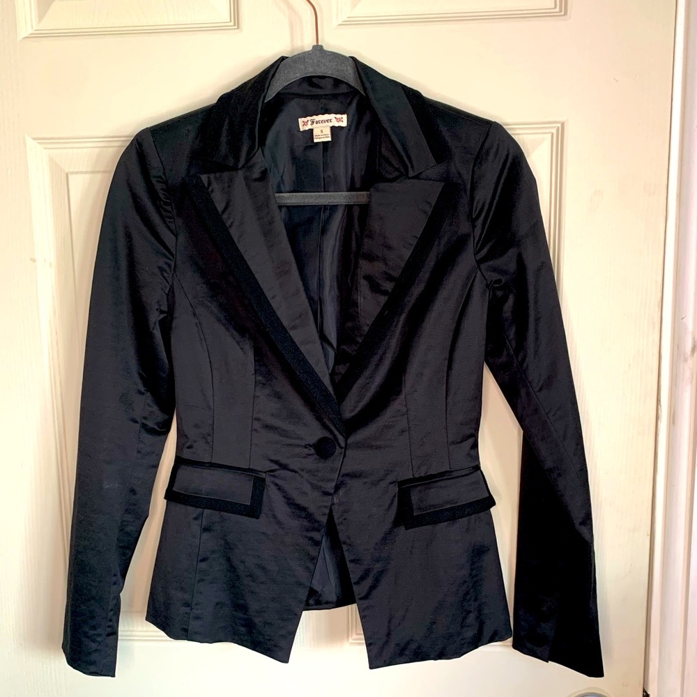Fitted blazer